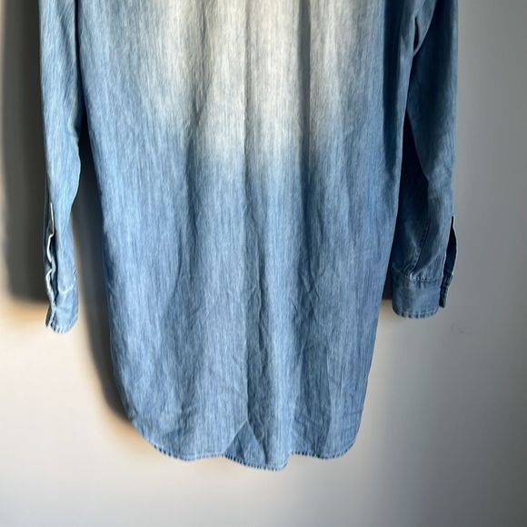 Frank & Eileen Grayson Denim Shirt - Picture 12 of 14